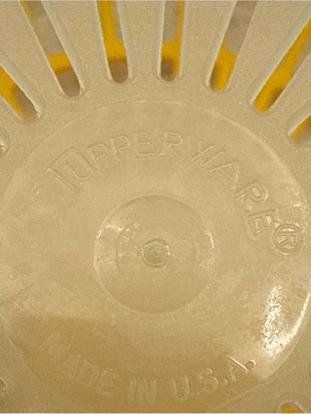 Tupperware Colander Strainer - Picture 5 of 7
